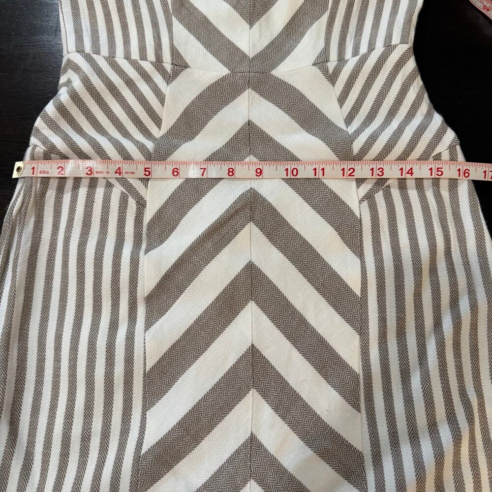 Milly of NY Sheath Dress Beige and White Sz 2 Minimalist Luxury Euro Vacation - Picture 6 of 10